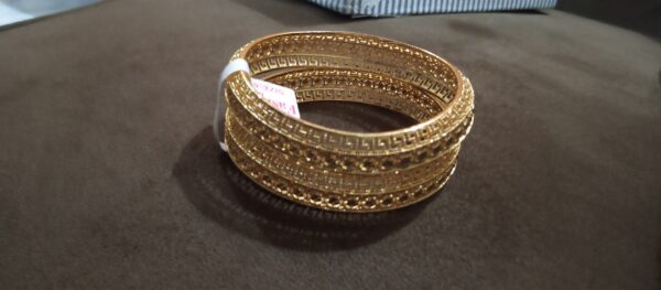 Artificial gold bangles size 2.6