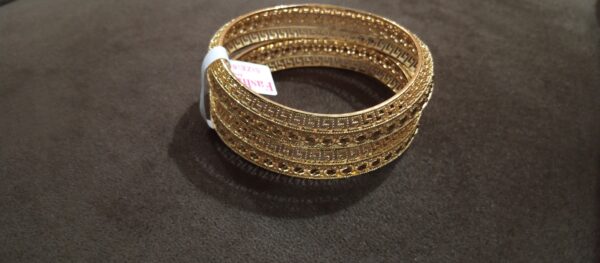 Artificial gold bangles size 2.6